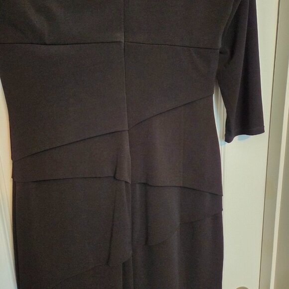 WHBM Instantly Slimming Dress 3/4 Sleeve Black dress, Size 2 - Picture 5 of 5